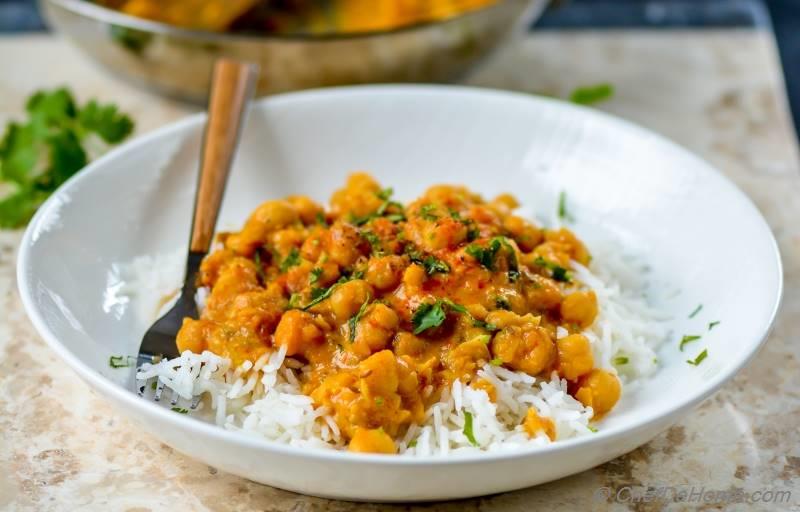 Easy Chickpea Curry with Basmati Rice Recipe | ChefDeHome.com